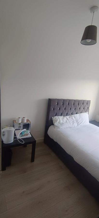Free Car Park And Walk To Coop, Etihad , Piccadilly Manchester Esterno foto
