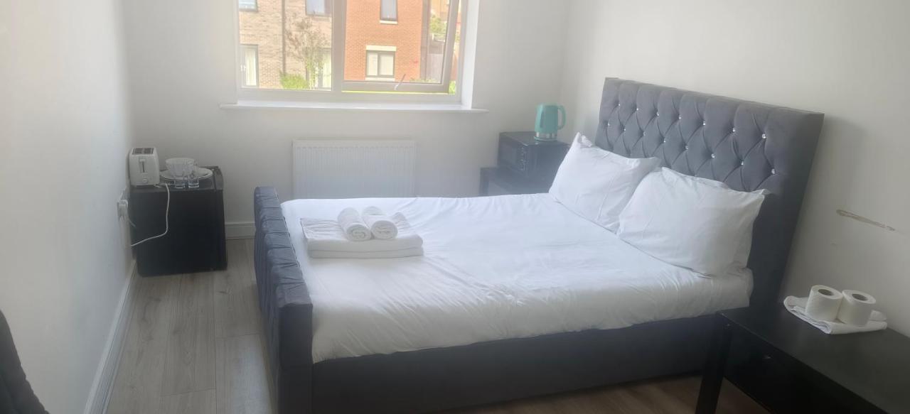 Free Car Park And Walk To Coop, Etihad , Piccadilly Manchester Esterno foto