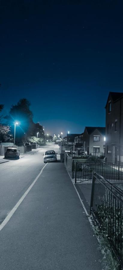 Free Car Park And Walk To Coop, Etihad , Piccadilly Manchester Esterno foto